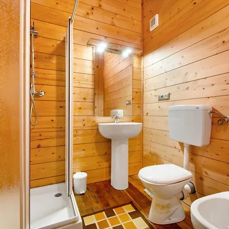 La Vieille Ecole モンジョヴェ